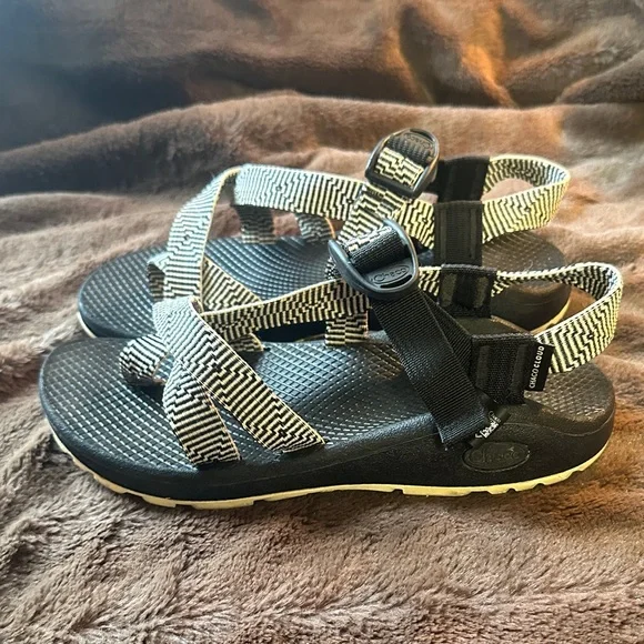 Chaco Z/2 Black and White Patterned Sandals - Picture 3 of 10